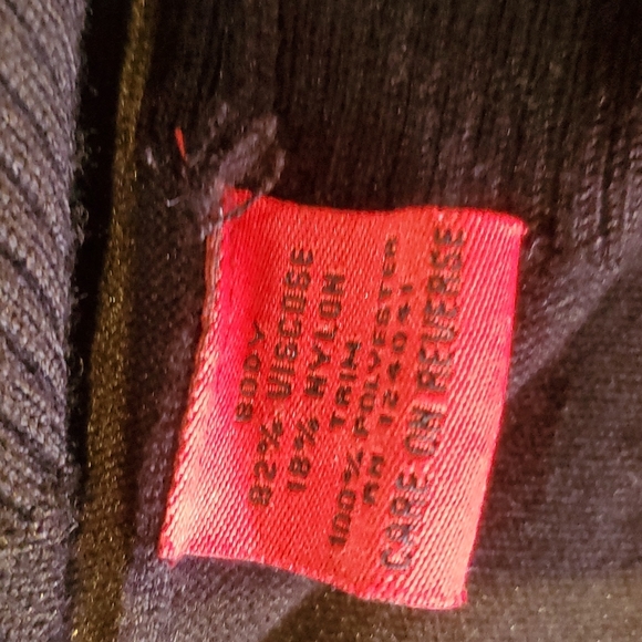 Red* Sweater - Picture 6 of 7